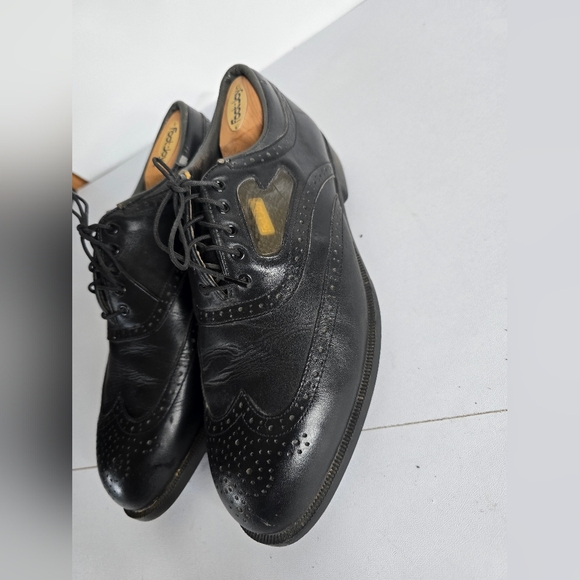 Men's Leather Spike Classics Golf Shoes - Picture 5 of 14